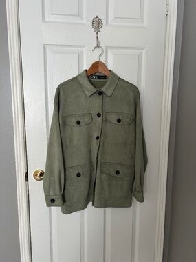🌿 ZARA Olive Green Utility Jacket – Size M